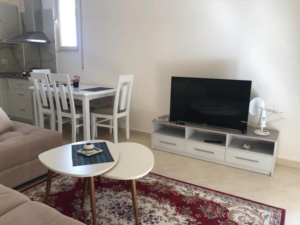 Rooftop Apartments Lungomare Avlonya Dış mekan fotoğraf