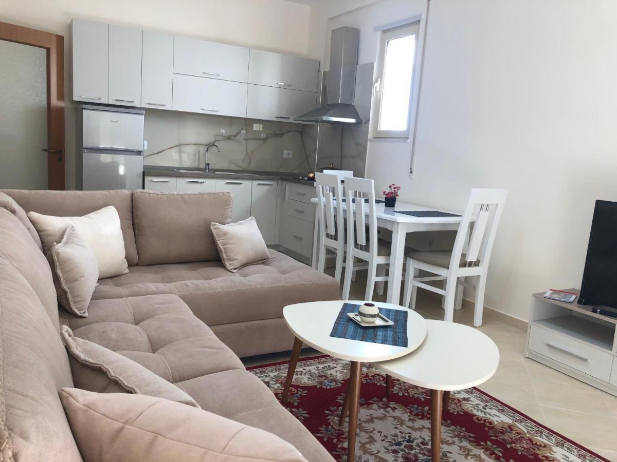 Rooftop Apartments Lungomare Avlonya Dış mekan fotoğraf