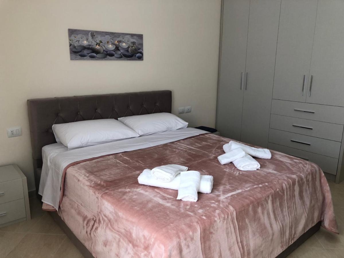 Rooftop Apartments Lungomare Avlonya Dış mekan fotoğraf