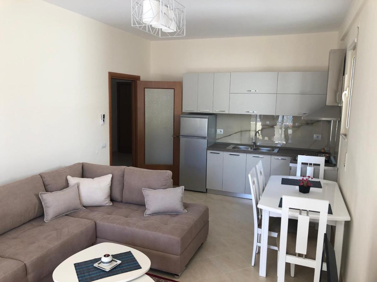 Rooftop Apartments Lungomare Avlonya Dış mekan fotoğraf